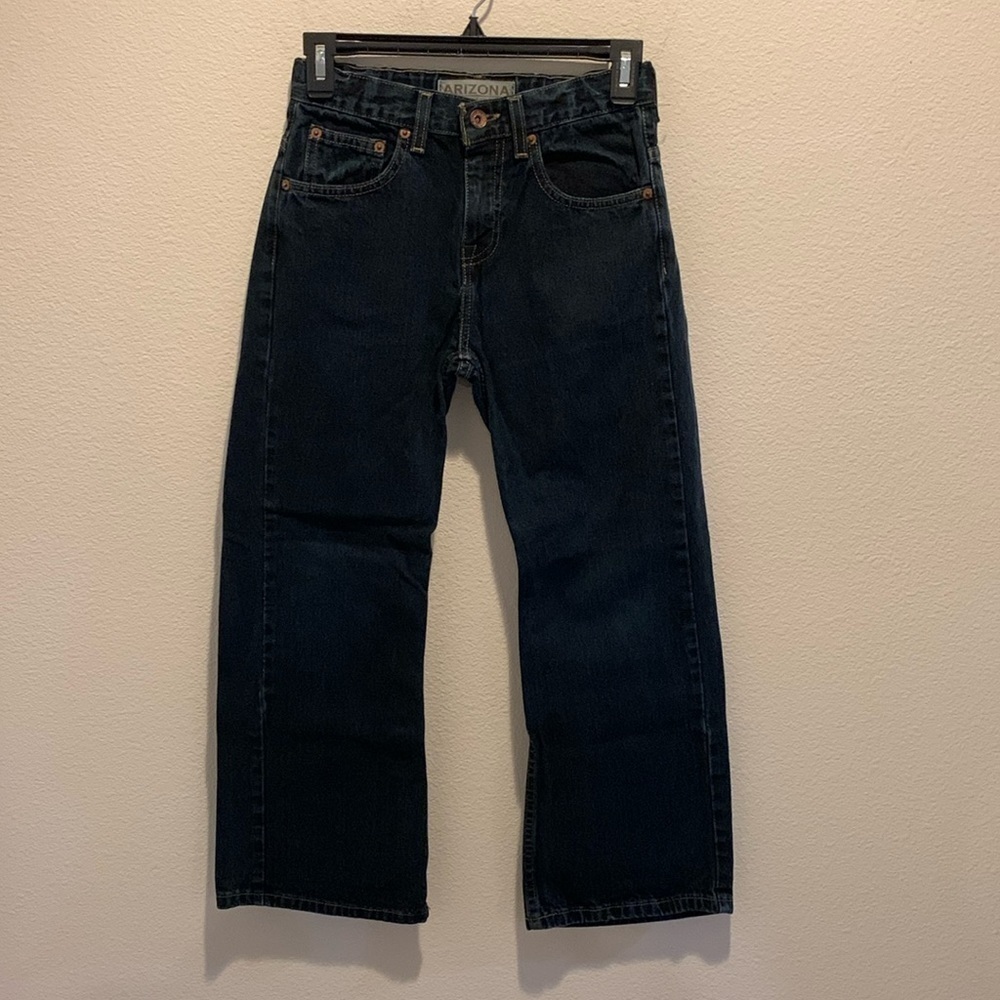 Arizona Dark Wash Like New Boys Blue Jean. 10 reg. 100% Cotton.​​​​​​​​​​​​